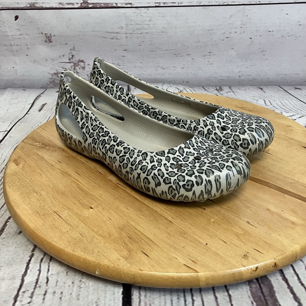 Crocs Flat Women's Sz 6 Kadee Leopard Print Casual Dress Shoe Mary Jane Slip